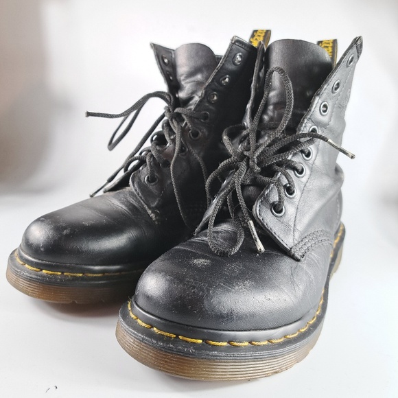 Dr. Martens Shoes - Dr. Martens 1480W Black Leather Ankle-High Boots Size 7 US